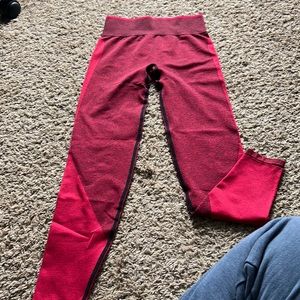 PINK red seamless leggings. Size S